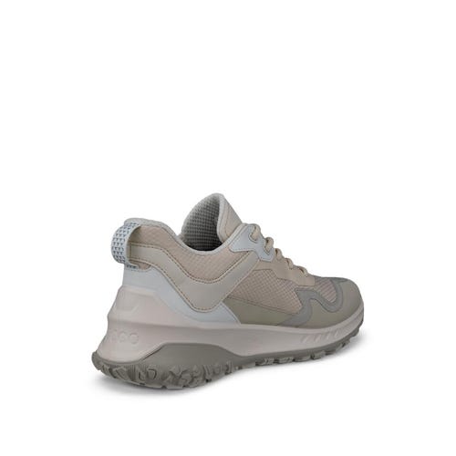 ECCO Ult-Trn Low  824333-61227