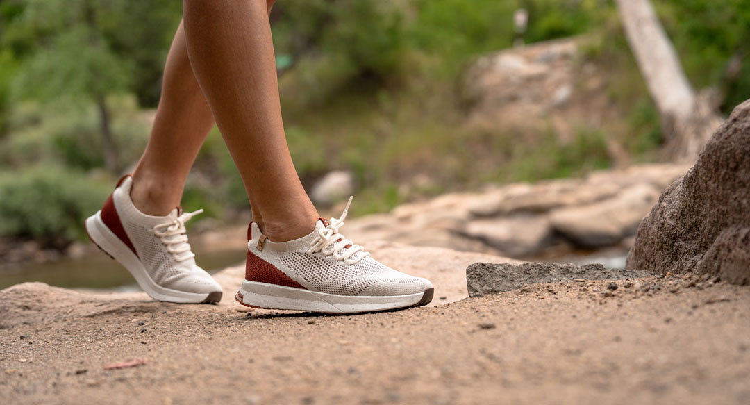 Saola Tsavo W 2.0 White / Burgundy